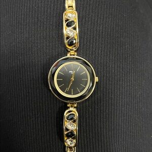 Elegant Gold-Tone Women's Bracelet Watch with Black Dial